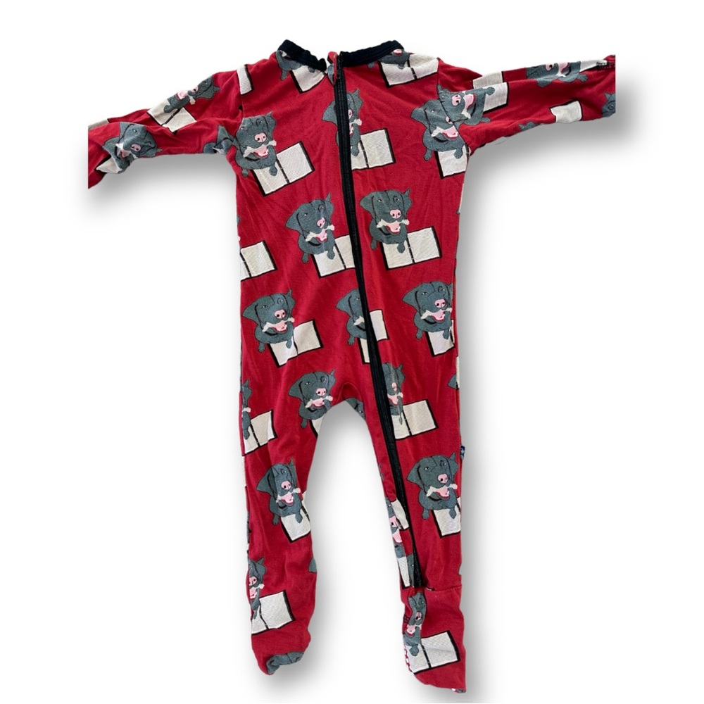 My dog ate my homework onesie :)- lightly loved, 6-9 months kic kee pants brand